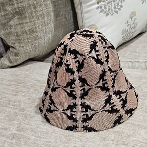 Kangol Black and Tan Patterned Women's  Vintage Hat